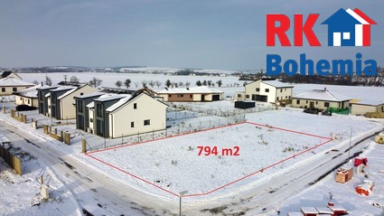 Prodej pozemku pro výstavbu rodinného domu o výměře 794 m2 v obci Bylany u Českého Brodu.