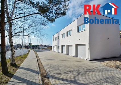 Prodej bytu 3+kk s garáží v obci Poříčany u Českého Brodu, celkem cca 87,12 m2.