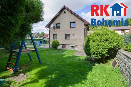 Pronájem bytu 3+1 se zahrádkou v obci Březí u Říčan - zahrada