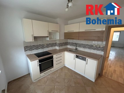 Prodej, byt 2+1, balkon, Luštěnice, okres Mladá Boleslav. - Fotka 12