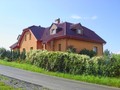 Dům